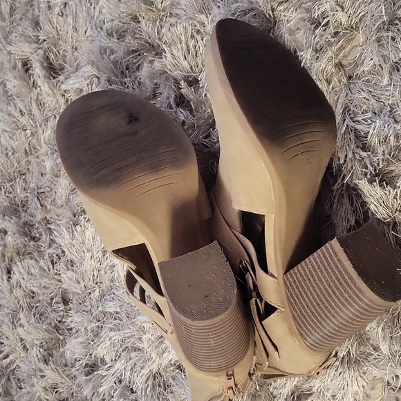 Soda Tan Heeled Ankle Boots with Buckles - Picture 6 of 6